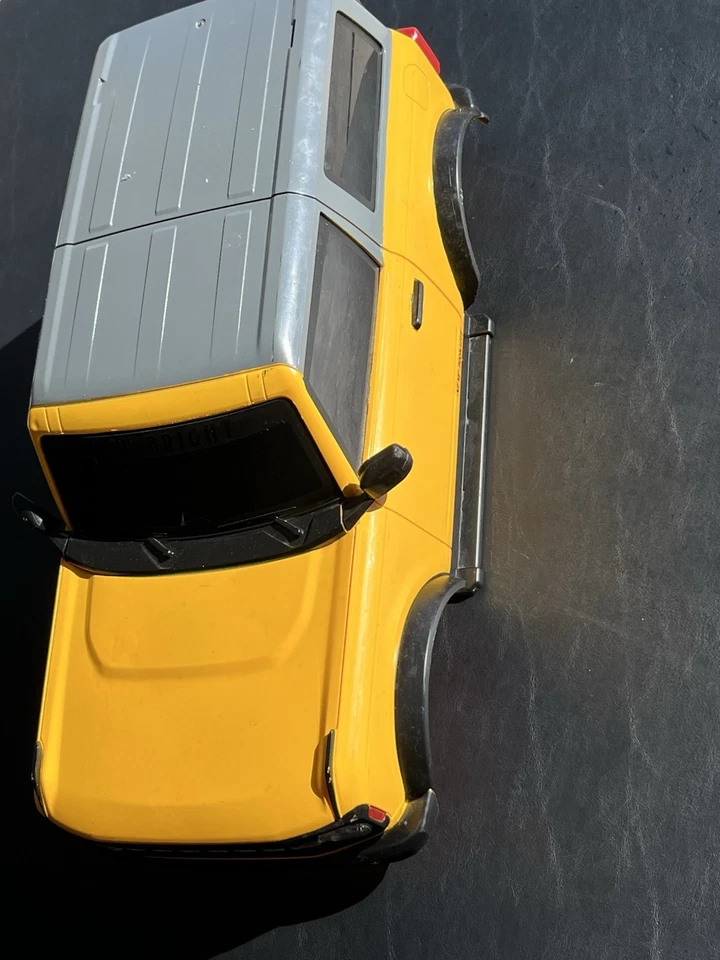 Ford Bronco Scale Rc Crawler Body Hardbody 1/10 R/C Novo Amarelo Brilhante - Imagem 2 de 4