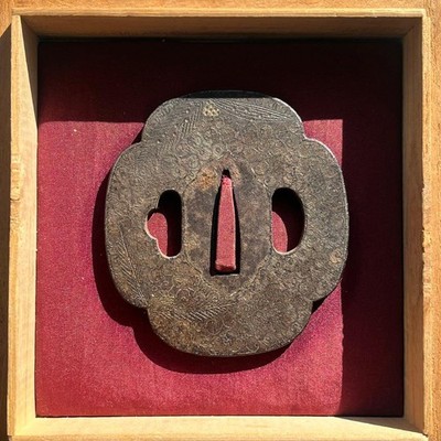 Edo Period Gold Inlay Tsuba Arabesque Bird Design for Japanese Used