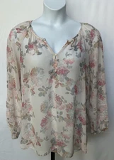 Lauren Conrad ladies size L floral print blouse.