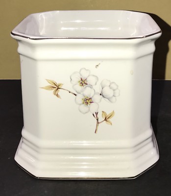 Westfield Art Pottery Planter/Vase approx 4 x4 x4  ML62C