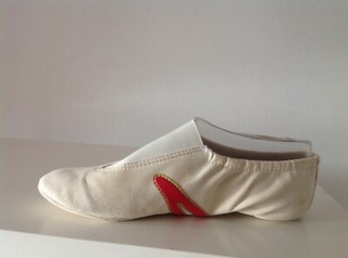 IWA 402 in size 39 artificial sneakers acrobatics slippers dancing gymnastics