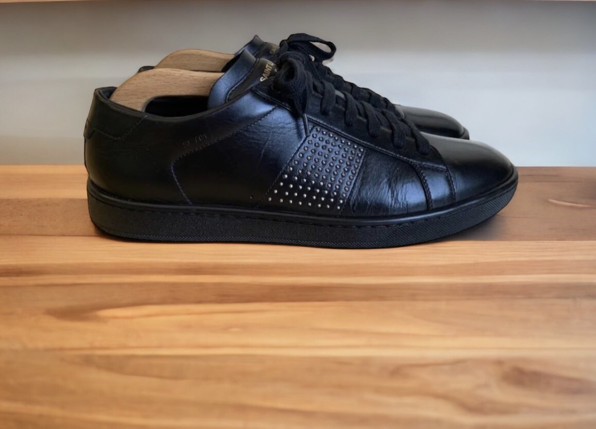 Saint Laurent Paris scarpe da ginnastica basse borchiate misura 6