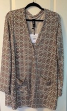 Agnes and Dora Essential Cardigan