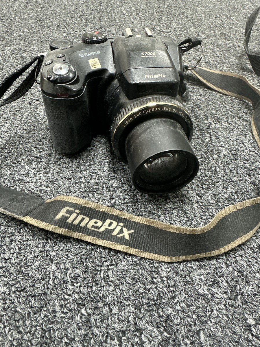 フジフィルム. FUJIFILM FinePix S7000 デジカメ 富士フイルム、一眼スタイルデジカメ「FinePix S7000」