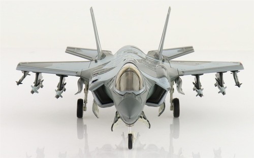 Hobby Master 1/72 F-35A Lightning II USAF 57th OG 65th AGRS Nellis AFB HA4431 - Picture 4 of 8