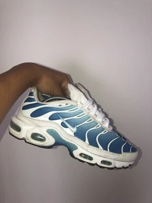 nike tn battle blues