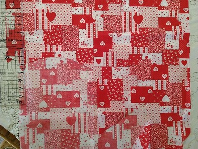 Vtg Wamsutta Patchwork Cheater Hearts Red White Cotton Fabric Remnant 7'' Plus