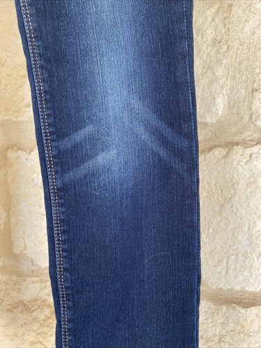 Pantalones de mezclilla azules ajustados tiro medio enjuague oscuro adelgazantes talla 6 28X32 NY & C NUEVOS CON ETIQUETAS - Imagen 2 de 10