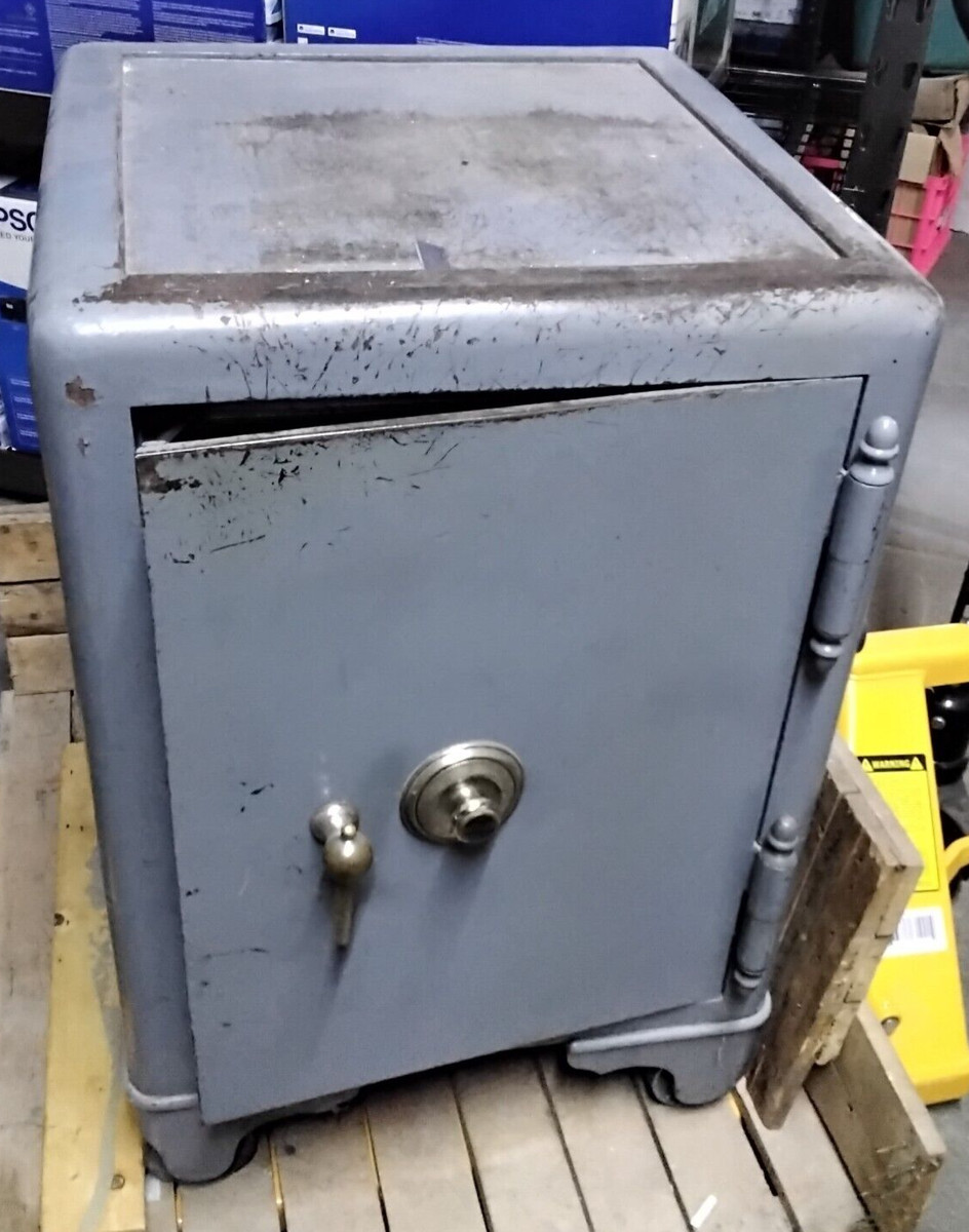 Antique Mosler Safe with Combination. On wheels. 34.5x23x24. Gray | eBay