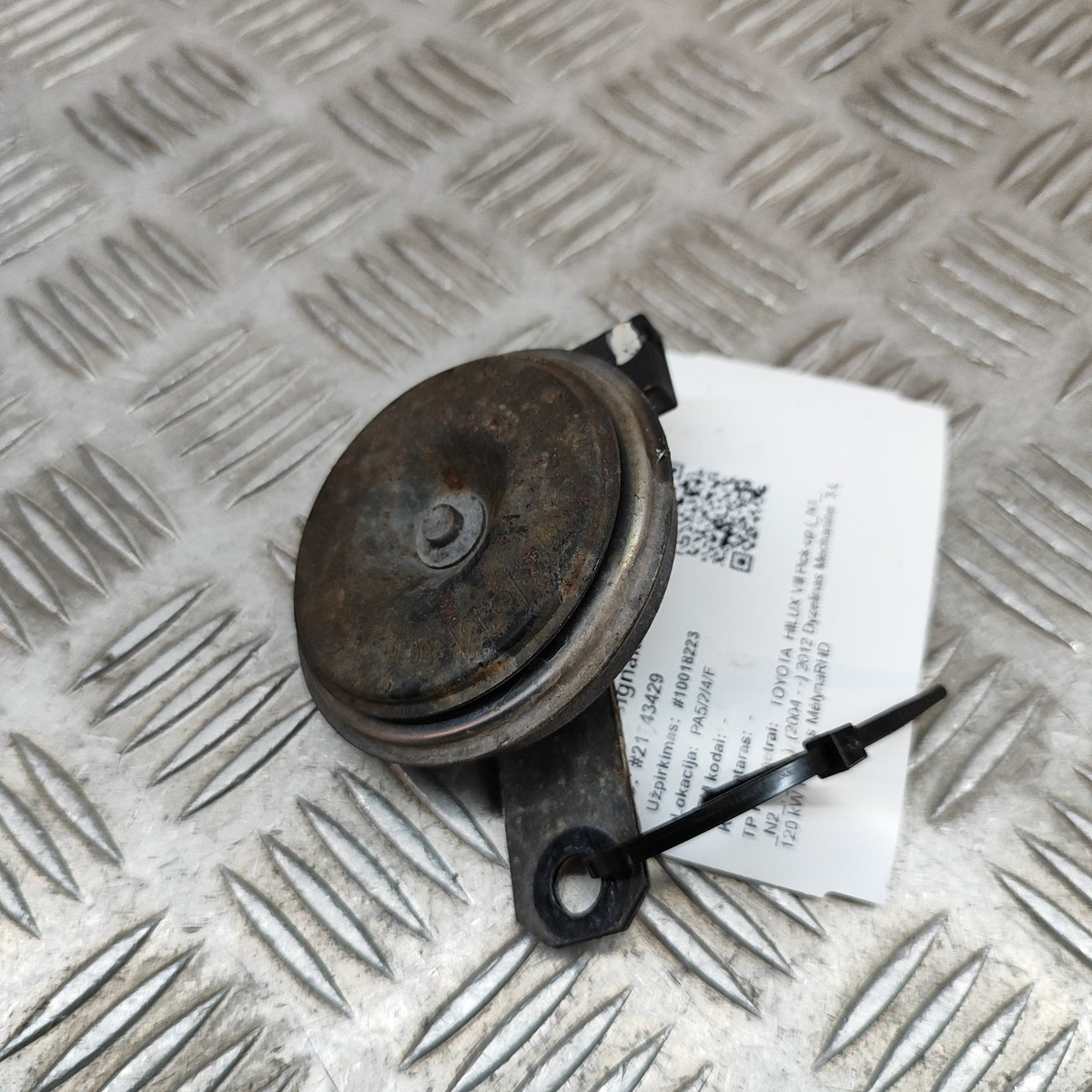 TOYOTA HILUX MK7 AN10 AN20 AN30 Horn Signal 86510-0K010 3.00