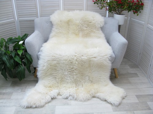 WHITE BRITISH SHEEPSKIN RUG "POLAR BEAR" HIDE QUAD NATURAL THROW FLOOR COVER Q65 - Picture 6 of 10