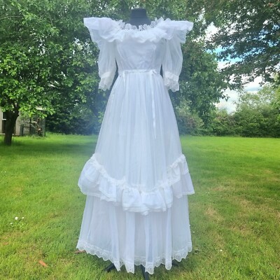 Vintage 1980s Milkmaid Victorian Bo Peep Ballgown Wedding
