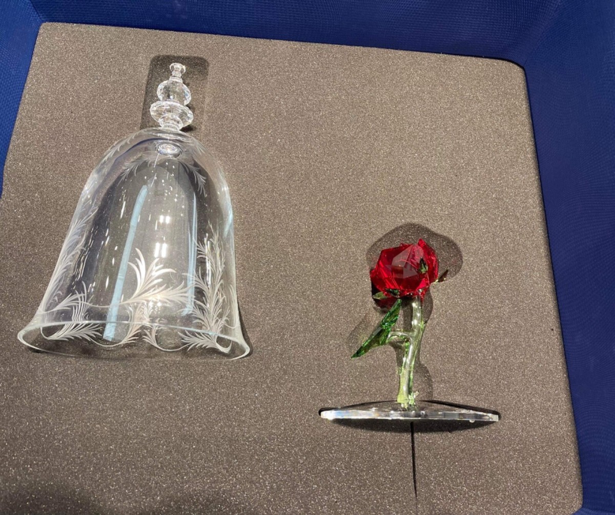 Swarovski Disney Beauty and the Beast Enchanted Rose Limited