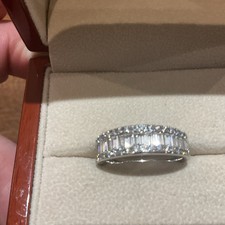 Ladies 18k  White Gold Diamond Dress Ring