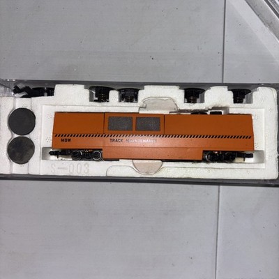 N Scale Atlas 32554 Maintenance of Way MOW Track Cleaning Car Orange