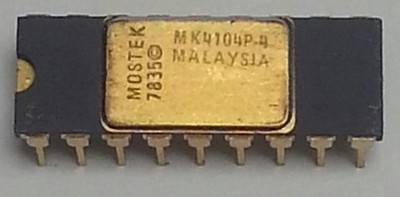 MK4104P-4  MOSTEK 1978 GOLD CERAMIC  NOS  #WP