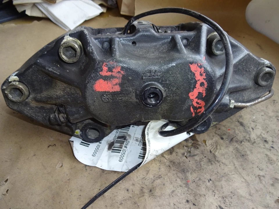 Pinza de freno delantera derecha Ferrari 512 M TR Testarossa - Brembo # 151901 Foto 4 de 4