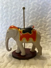 Franklin Mint The Treasury of Carousel Art Elephant Porcelain Figurine VTG 1988