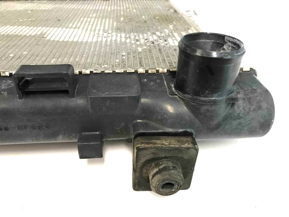 Radiador de transmisión MITSUBISHI RAIDER 2007 sistema de refrigeración de aluminio 3,7 L OEM Foto 2 de 4