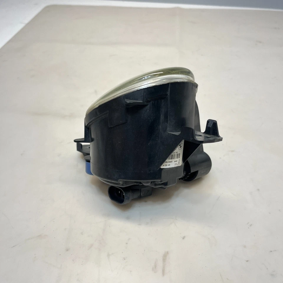 2007-2012 BMW X5 E70 - DIANTEIRO direito - Farol de neblina do para-choque - 89210518 fabricante de equipamento original 89203664 destro - Imagem 3 de 4