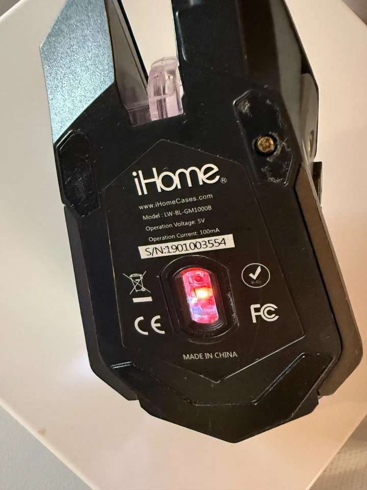 Mouse para juegos iHome LW-BL-GM10008 negro/gris - USB óptico Foto 3 de 4