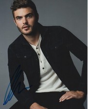 Alex Roe Siren Autographed Signed 8x10 Photo COA 2019-8