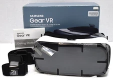 Samsung Gear VR Virtual Reality Oculus Headset Goggles SM-R322