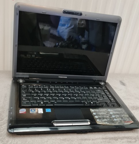Toshiba Satellite A300-1MC Laptop - Ersatzteile/Reparatur,