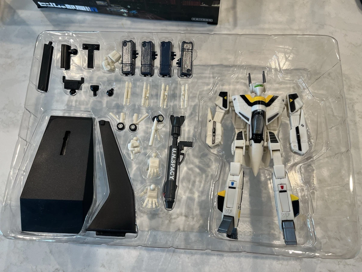 Vf 1s Valkyrie In Collectible Macross & Robotech Anime Items for