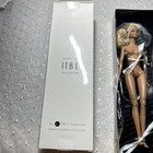 Foto 11 di 13