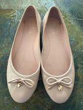 Kate Spade beige nude ballet flats size 9.5 fashionable comfortable stylish