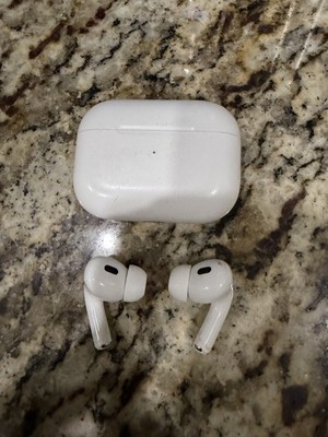 Apple AirPods Pro 2nd Generation White Lightning/MagSafe Charging Case/cable