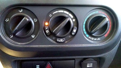Temperature Control With AC Fits 07-09 CALIBER 103629095