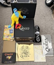 QUEEN LIVE AT WEMBLEY ROADIE CUBE RARE LE 2011 VIP CD & VINYL BOX SET COMPLETE