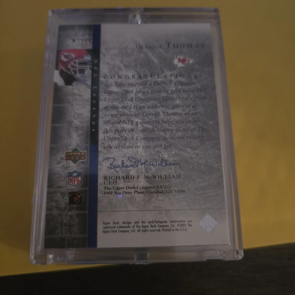 Camiseta deportiva 2001 Upper Deck Derrick Thomas Timeless Tributes parche TT-DT usada en juegos Foto 2 de 2
