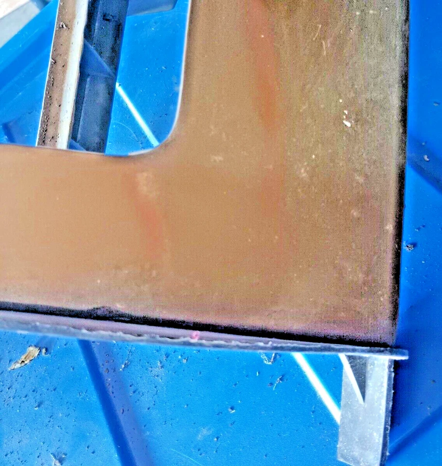 Extensión guardabarros delantero izquierdo GM 1972 Pontiac LOC-144SW Foto 2 de 4