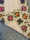 VTG Crochet Hand Made Dresser Scarf Or Table Runner Raised Flower Design 16x39 — photo 4