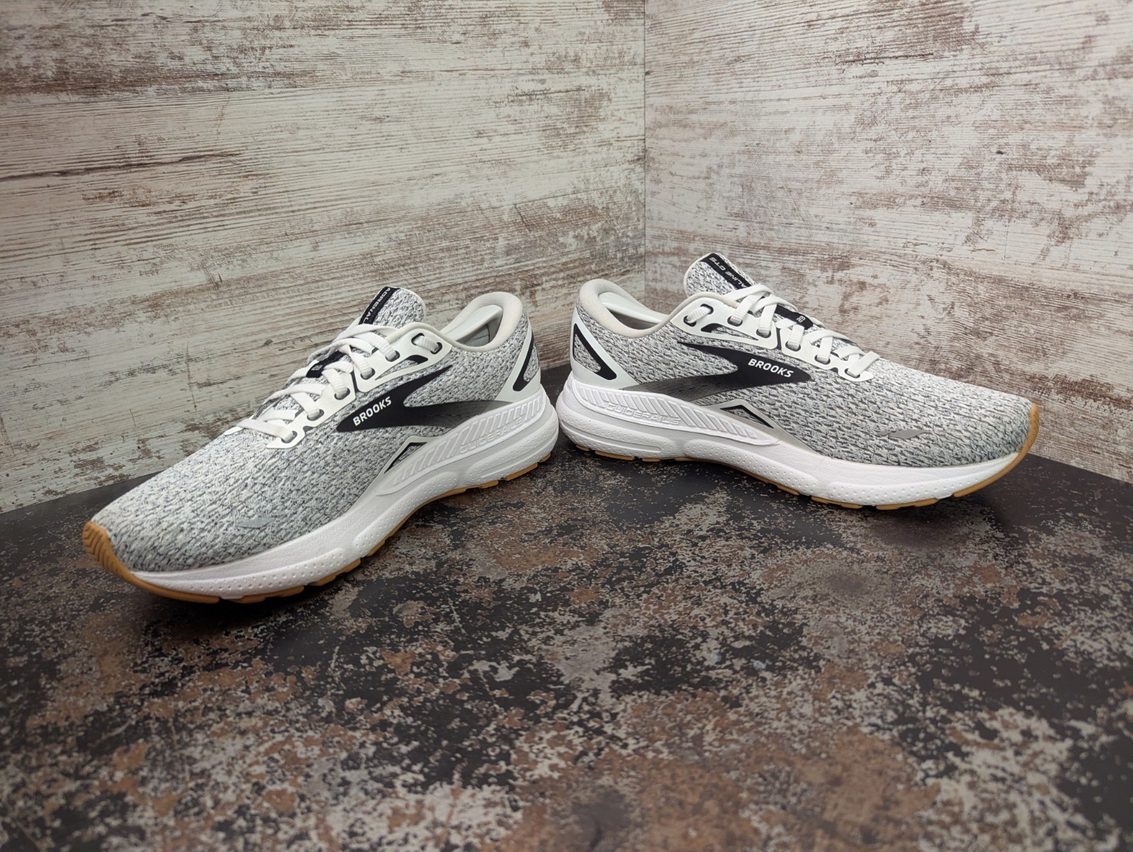 Womens Brooks Adrenaline GTS 23 Running Shoes Sz 10 Used 1203811B112 thumbnail 7