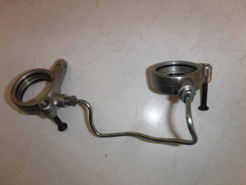 1986 Honda V65 Magna OEM EQUALIZADOR DE LINHA DE GARFO SUPERIOR ASSY - Imagem 4 de 4