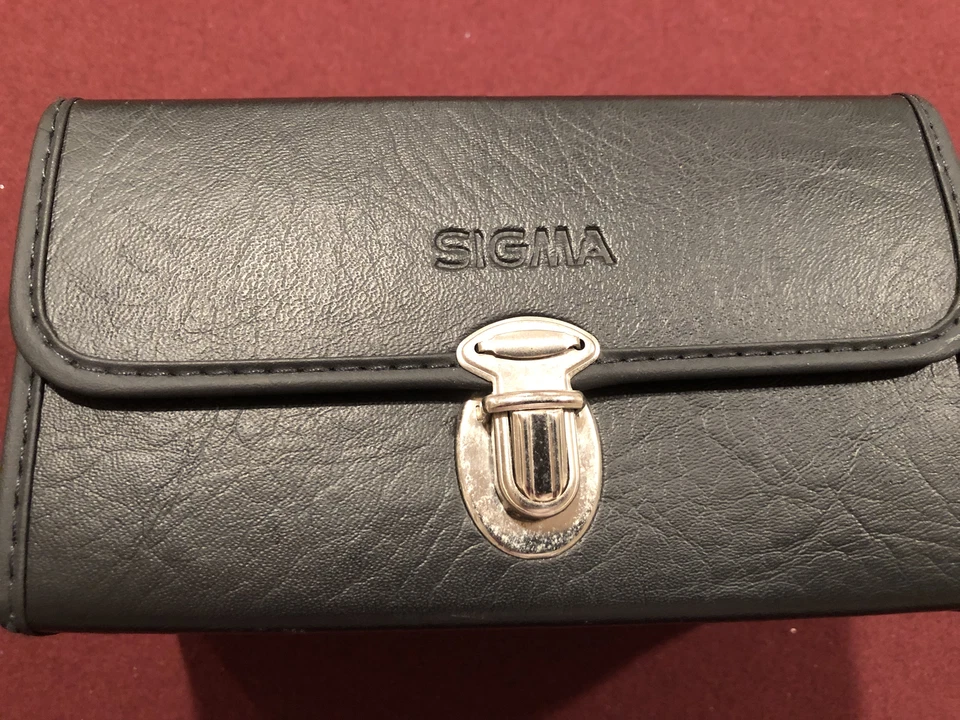 Lente de montaje Nikon Sigma DL Zoom 75-300 mm F4-5,6 con estuche negro Foto 3 de 3