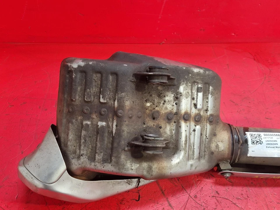 COLECTOR ESCAPE TRIUMPH TIGER SPORT 660 2023 Foto 4 de 4