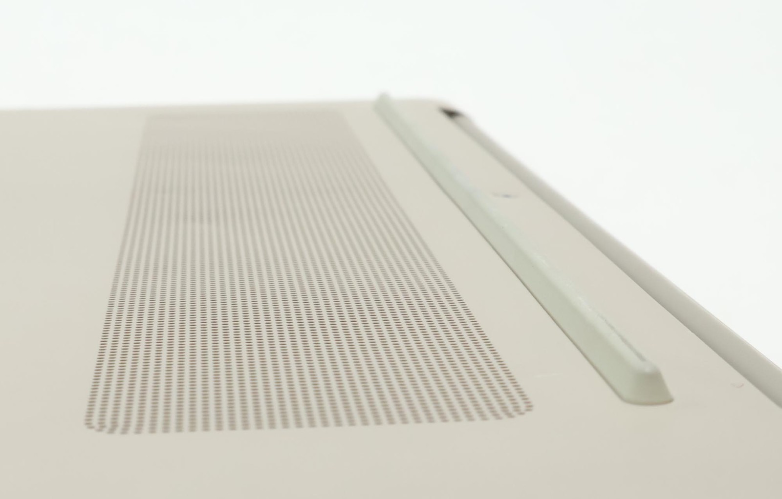 ASUS UX3407Q, 14-Inch Laptop, with Snapdragon X Plus