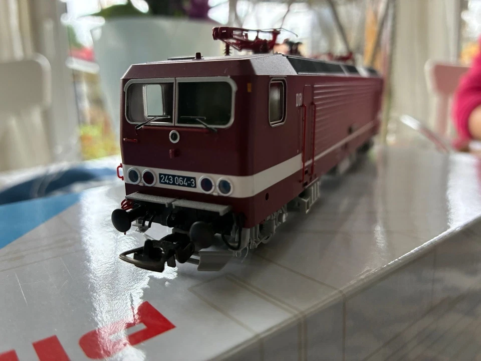 Piko 51715 E-Lok BR 243 DR