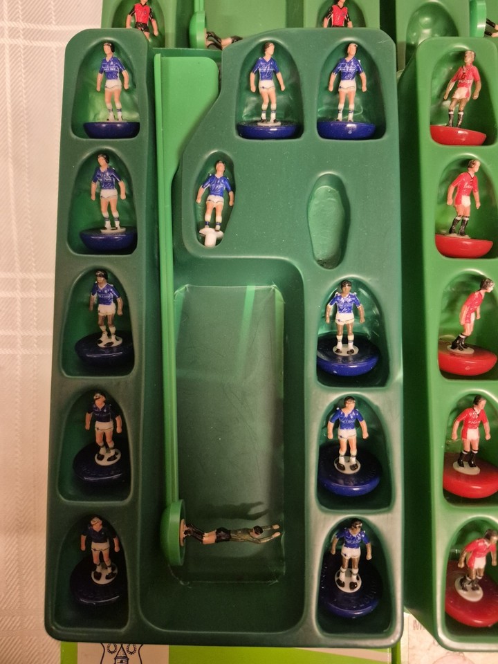 Subbuteo LW Team - Brazil - Set 410 Subbuteo LW Team - Brazil - Set 410