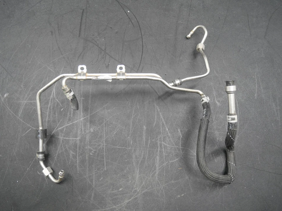 Conjunto de mangueira de linha de bomba de combustível de alta pressão motor usado 2014-2015 Audi RS7 C7 FABRICANTE DE EQUIPAMENTO ORIGINAL - Imagem 2 de 4