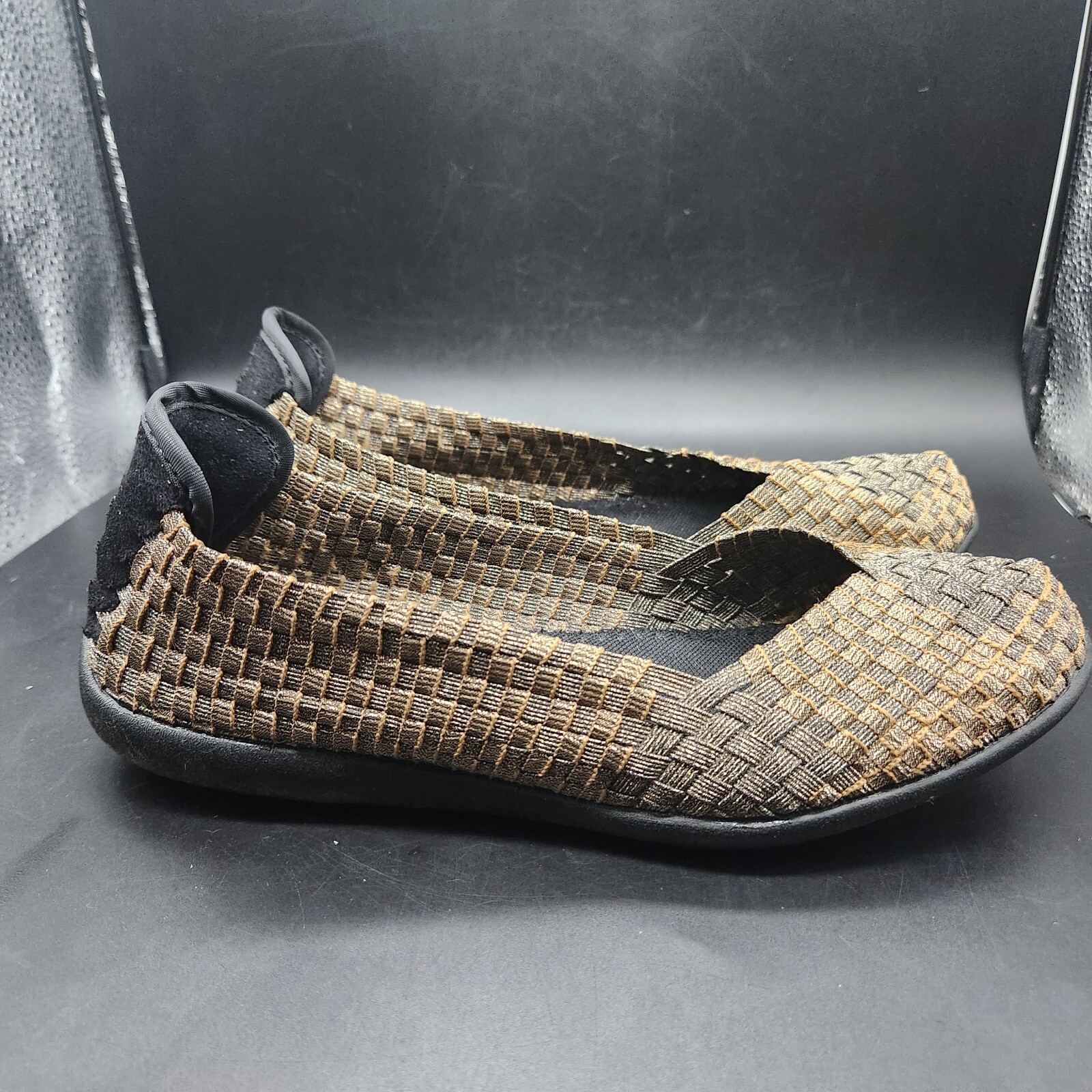 Zapatos planos Steven By Steve Madden para mujer bronce tejido sin cordones talla 7M