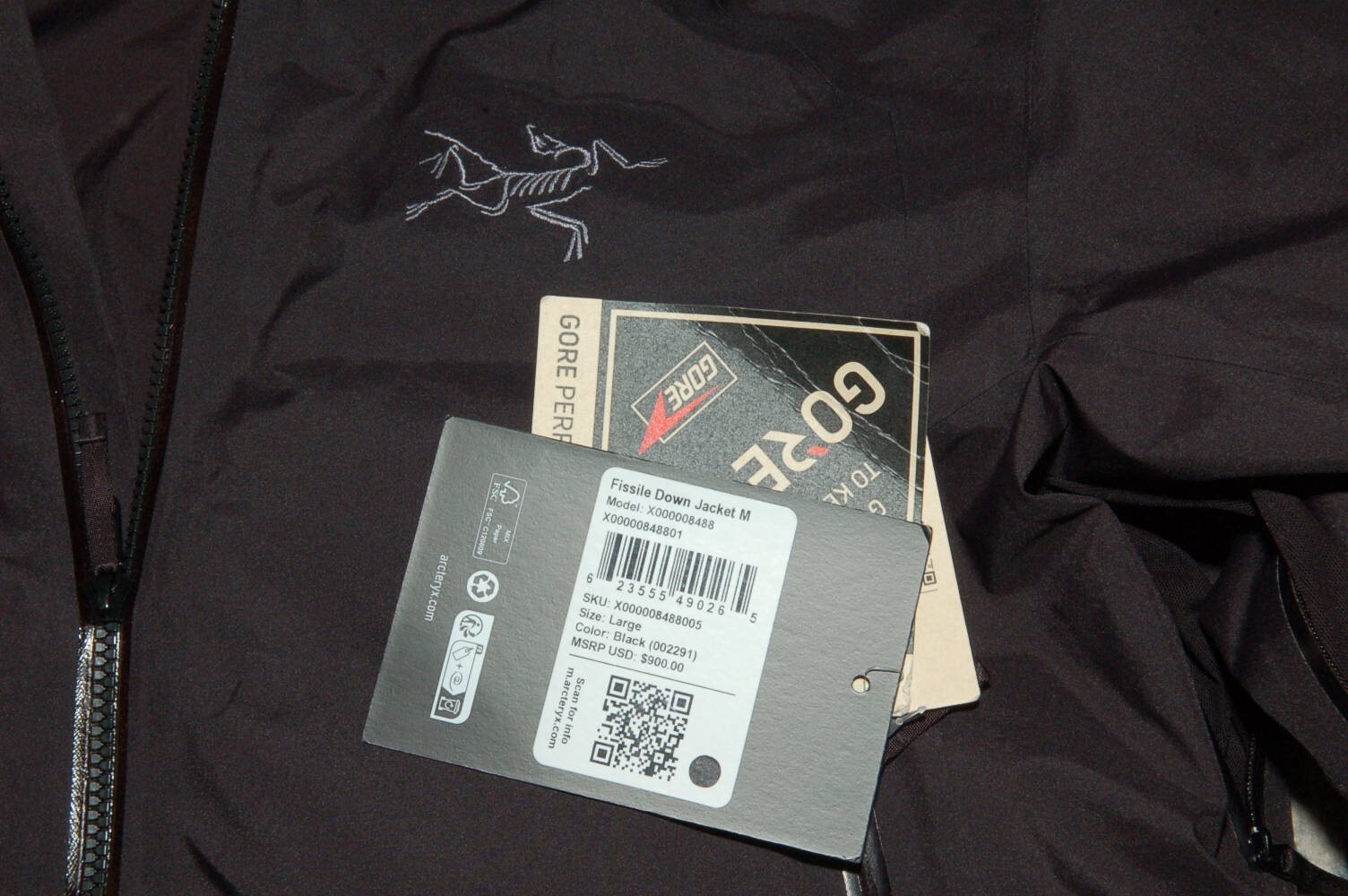 ARC'TERYX Piumino Arcteryx Fissile M $900 uomo grande nero nuovo con etichetta
