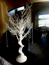 White Manzanita Centerpiece Tree  6 Acrylic Bead Chains