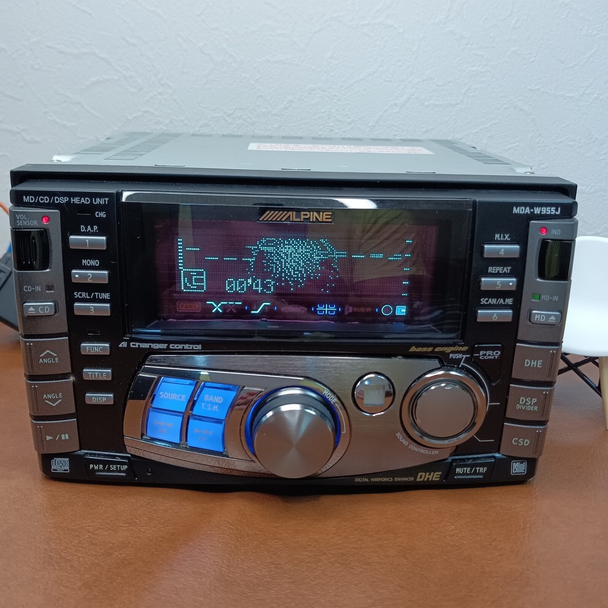 Alpine MDA-W955J 2DIN CD MD Car Audio DSP RCA Preout EQ Bass with