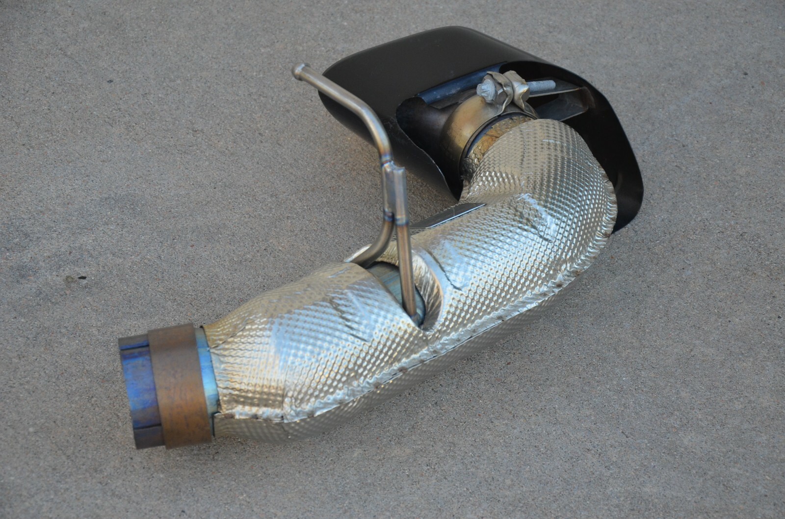 2015-2021 McLaren 570GT Rear Exhaust Muffler Tail Pipe Tip End OEM 13HA027MP LH